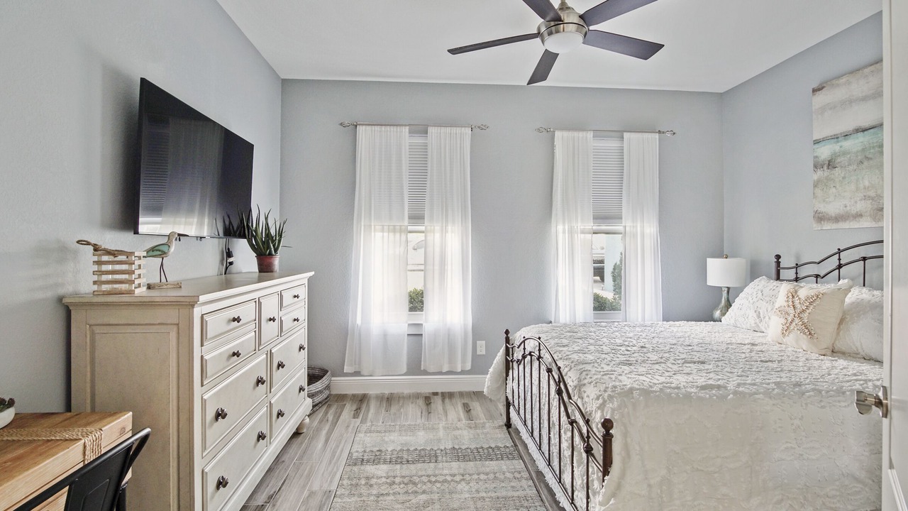 Photo of Bedroom in Kiska Beach