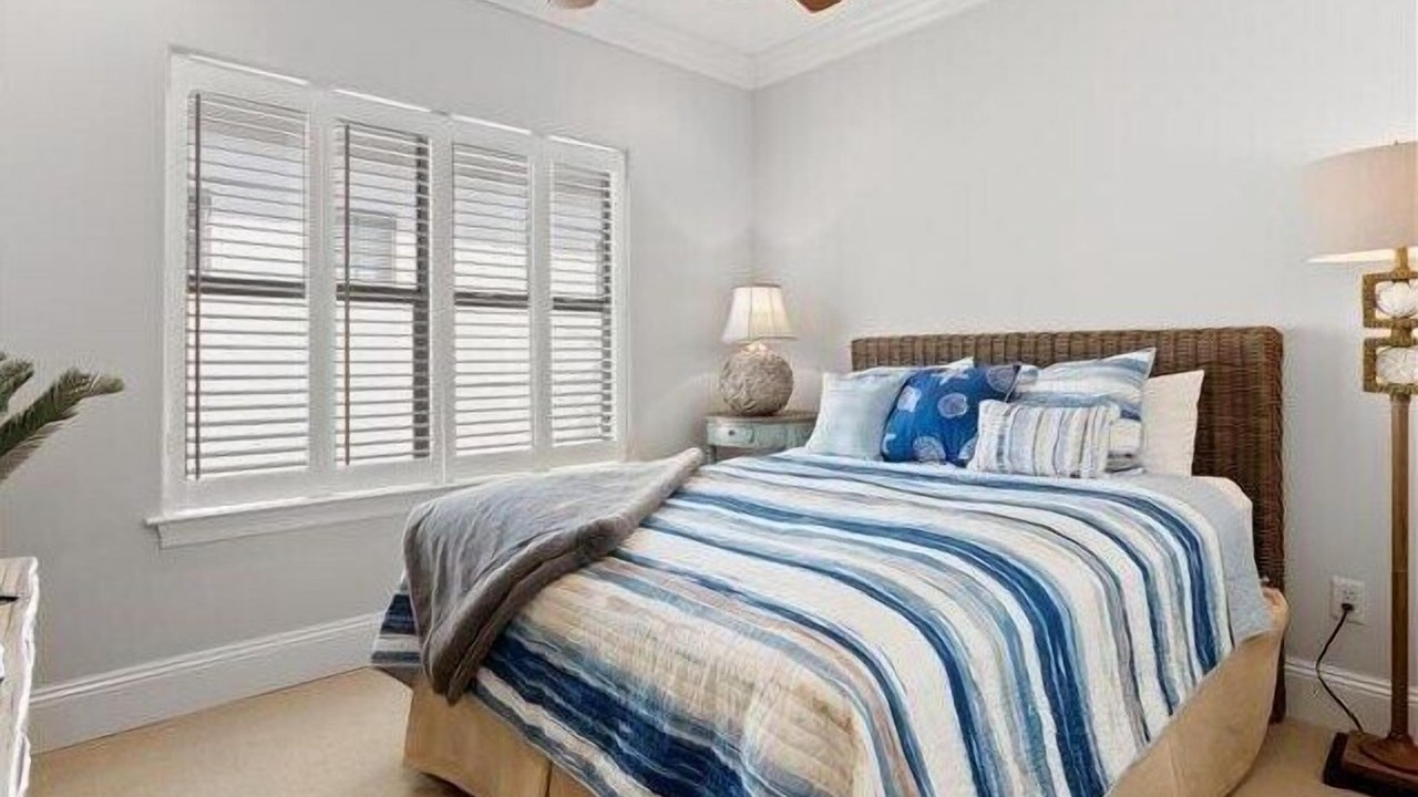 Photo of Bedroom in Villa Lago
