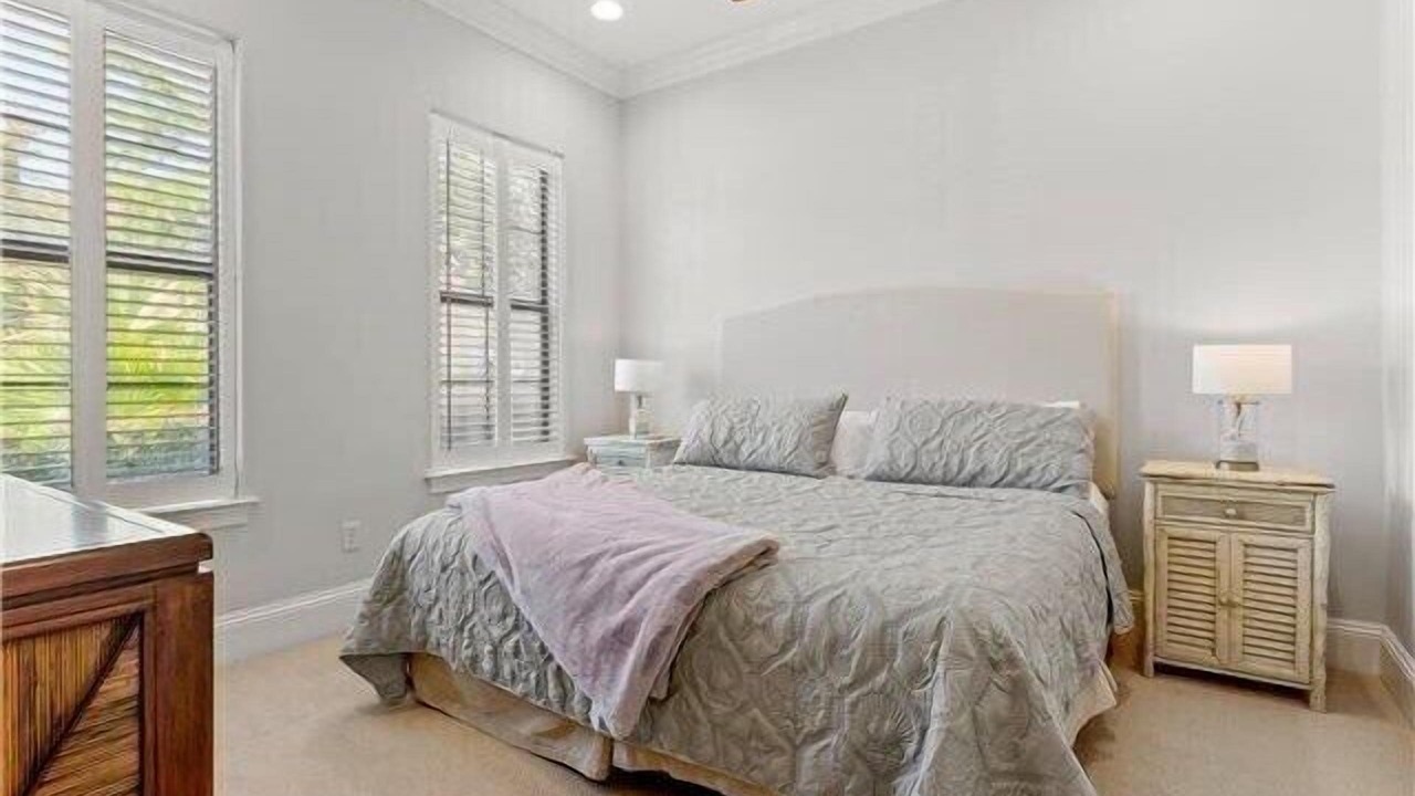 Photo of Bedroom in Villa Lago