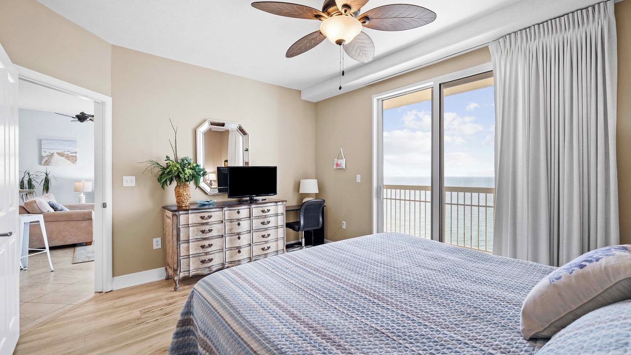 Photo of Bedroom in Miramar Beach
