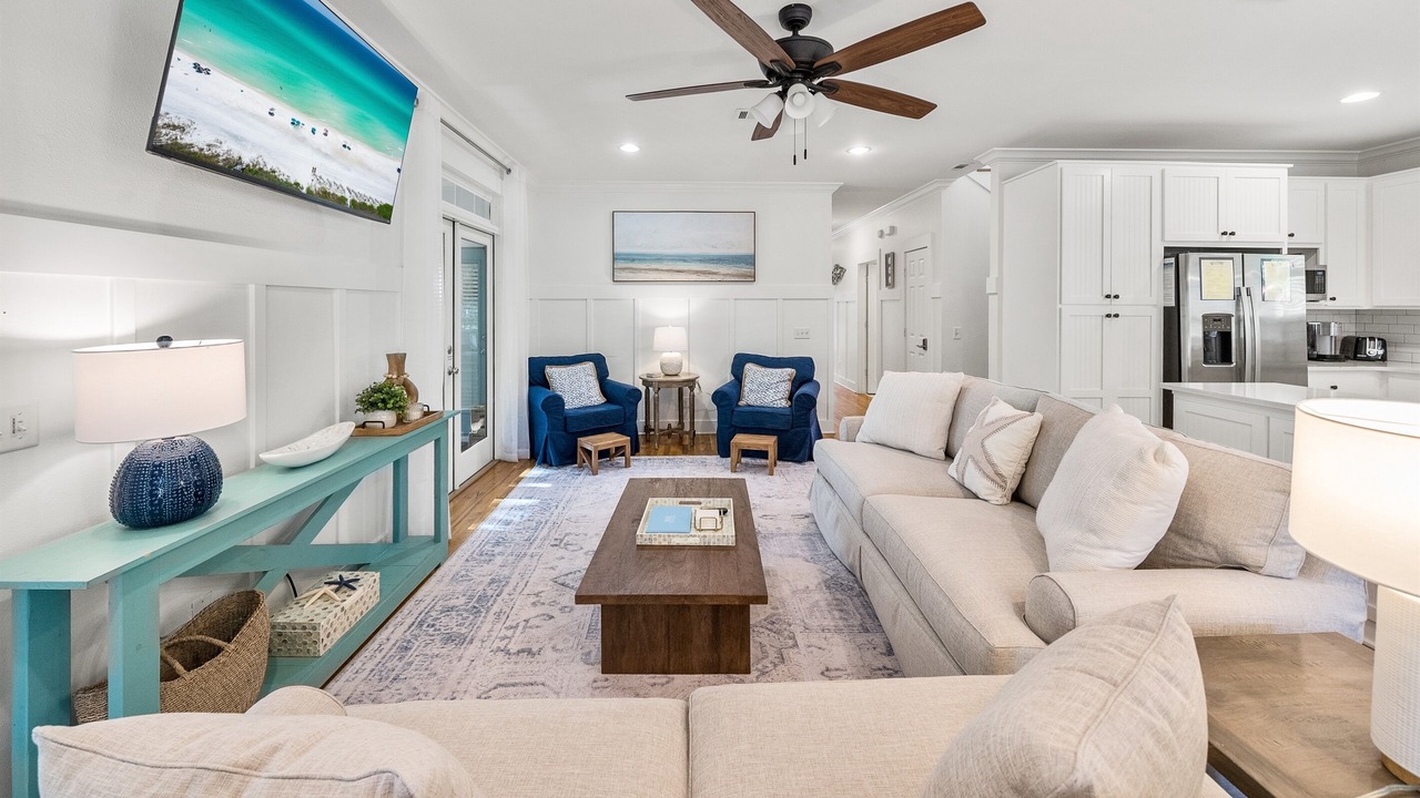 Photo of Livingroom in White's Gulfview