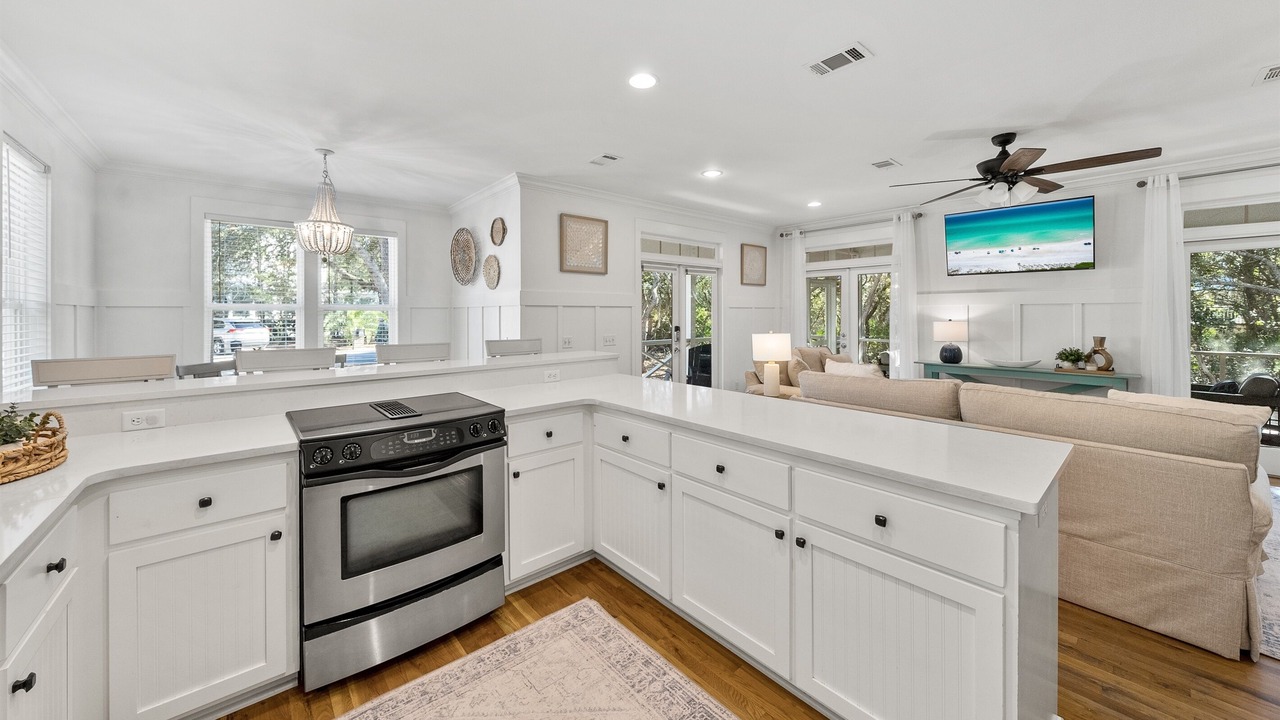 Photo of Kitchen in White's Gulfview