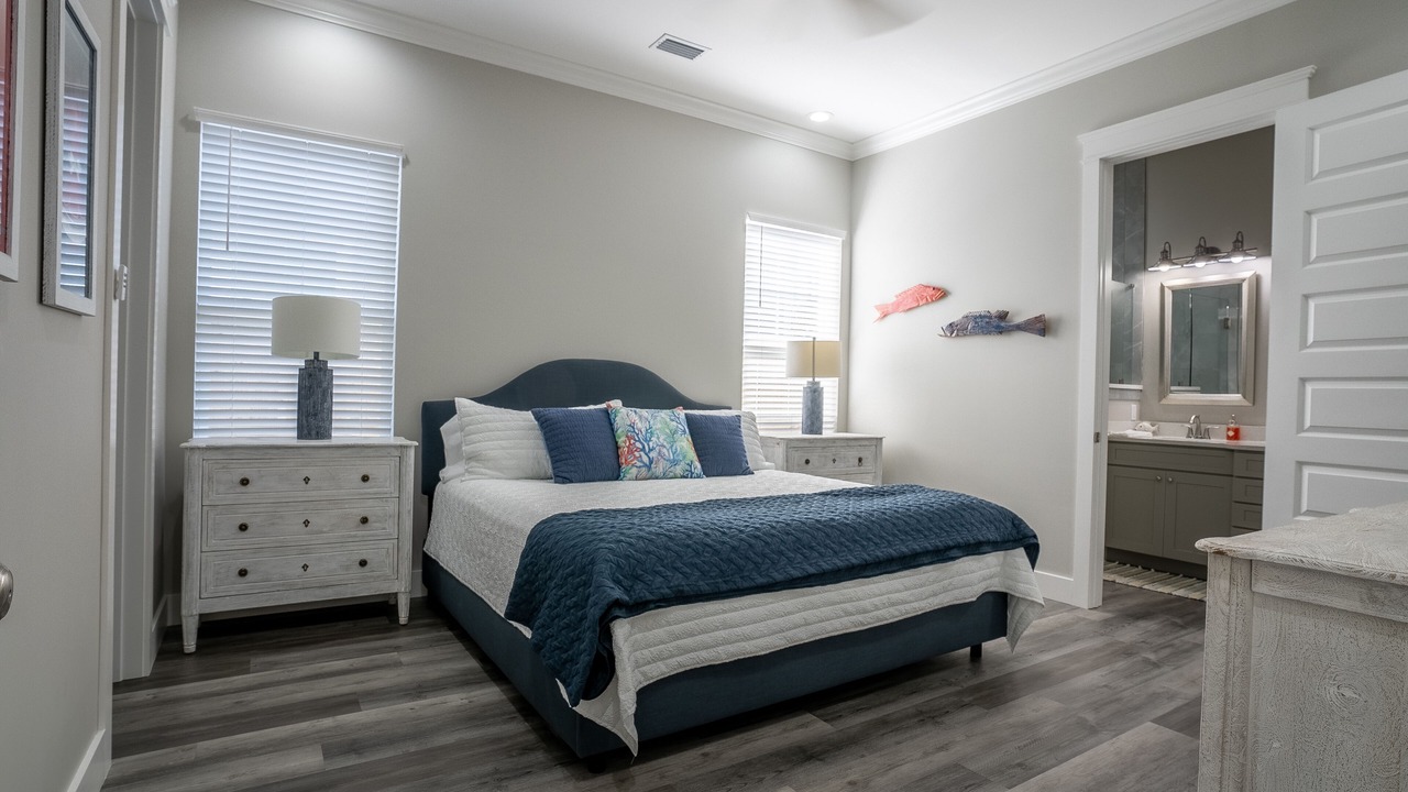 Photo of Bedroom in Laguna Beach Estates