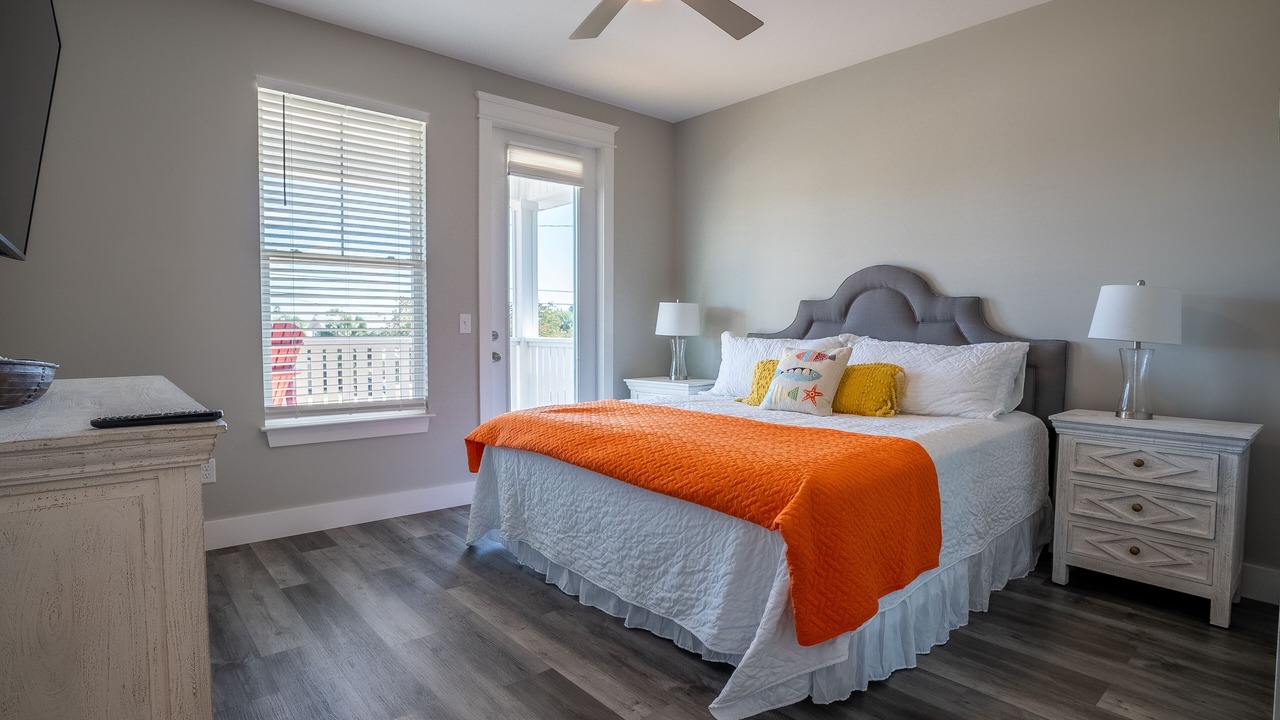 Photo of Bedroom in Laguna Beach Estates
