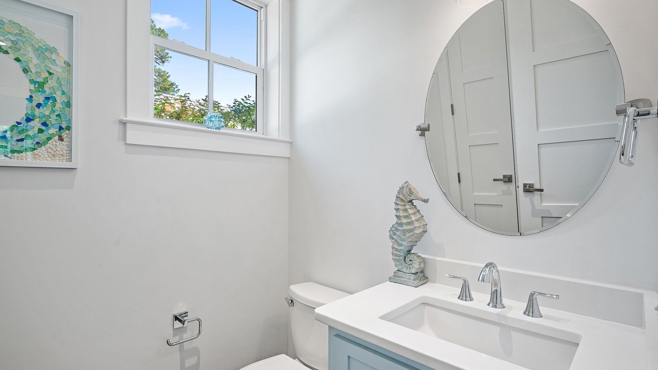 Photo of Bathroom in Greenway Park