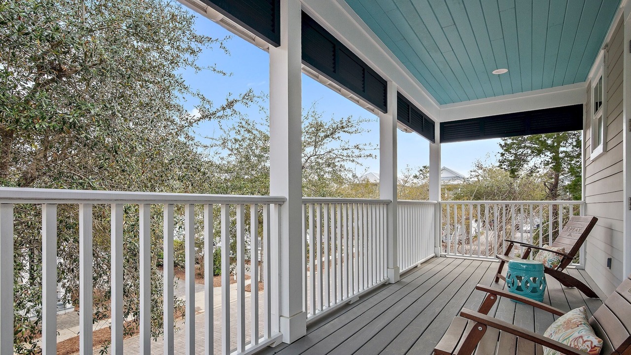 Photo of Patio Balcony in Greenway Park