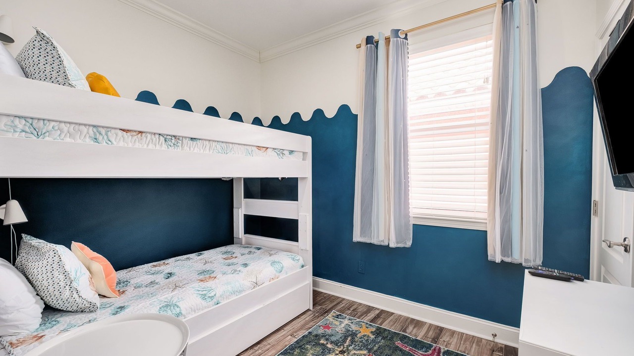Photo of Bedroom in Clipper Cove
