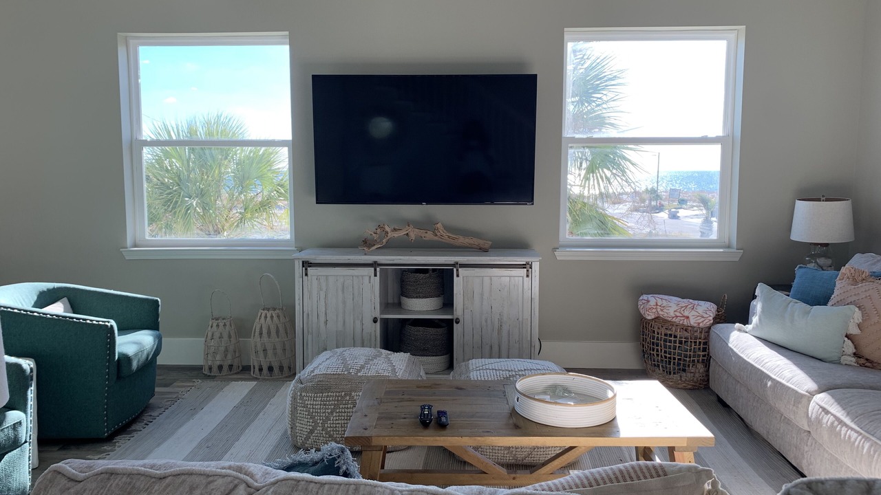 Photo of Livingroom in Mexico Beach