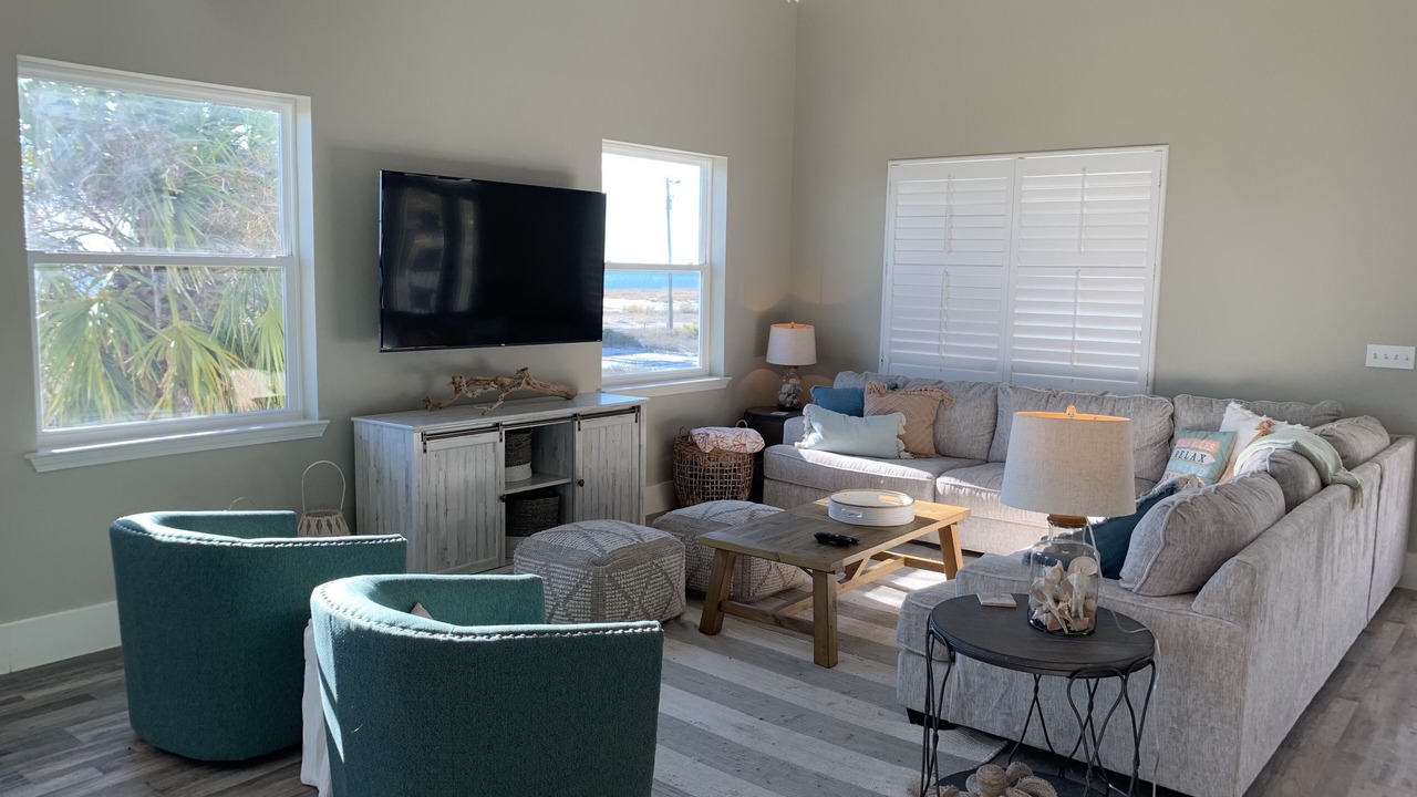 Photo of Livingroom in Mexico Beach