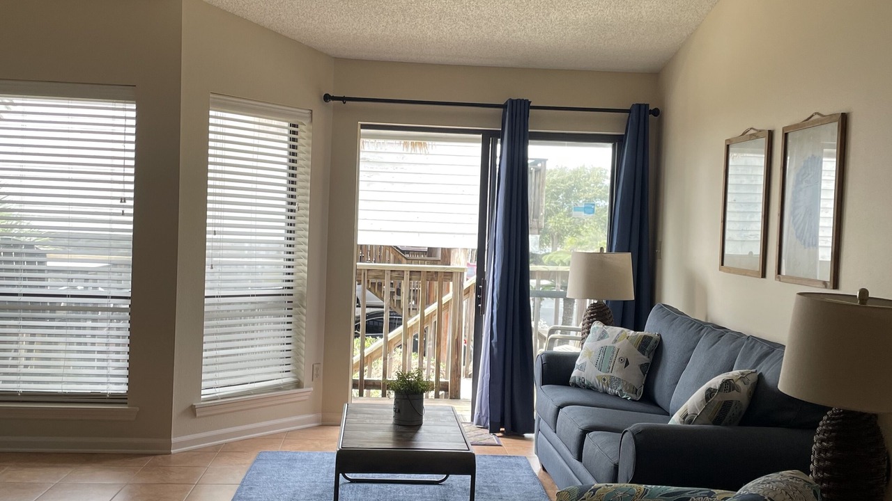 Photo of Livingroom in East End