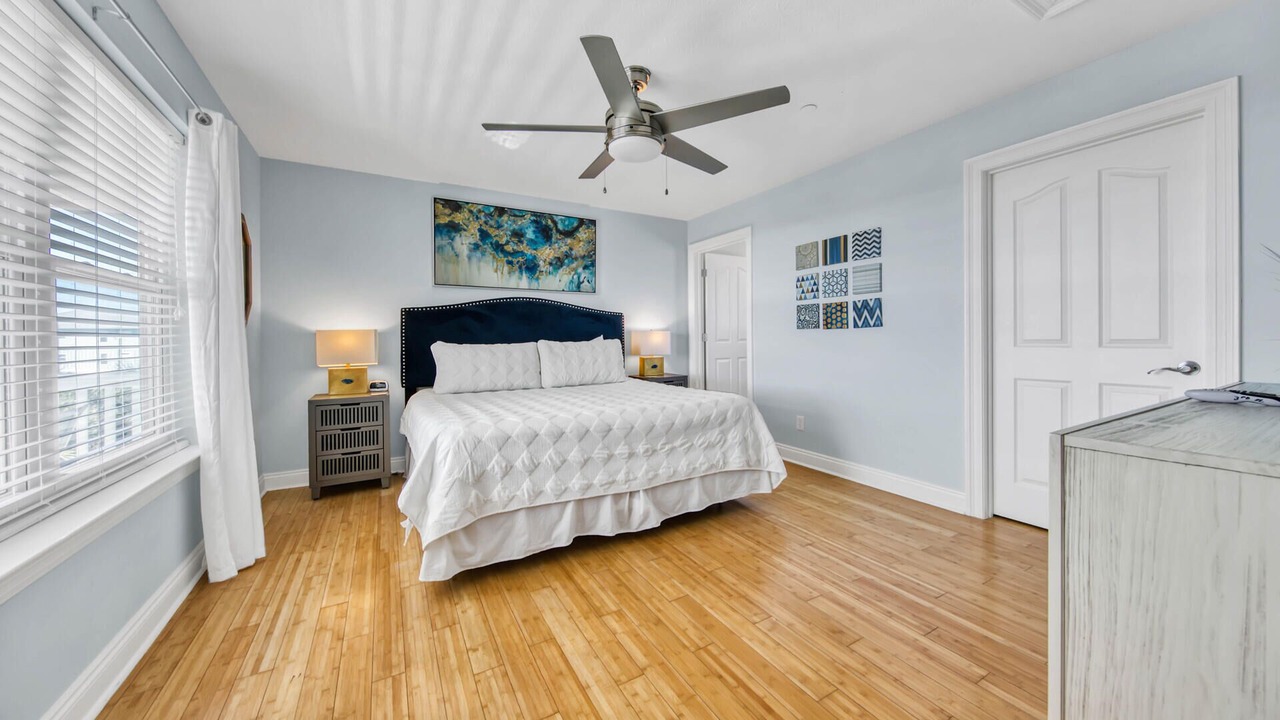 Photo of Bedroom in Bahama Beach