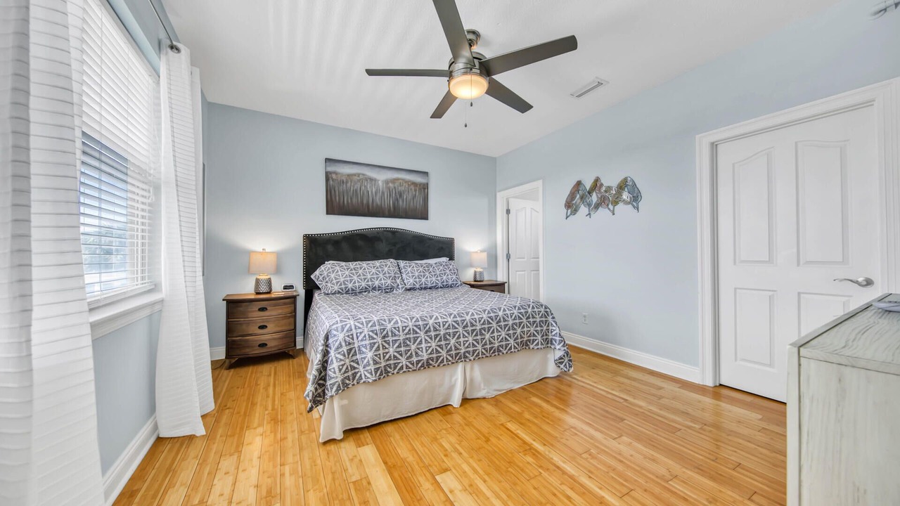 Photo of Bedroom in Bahama Beach