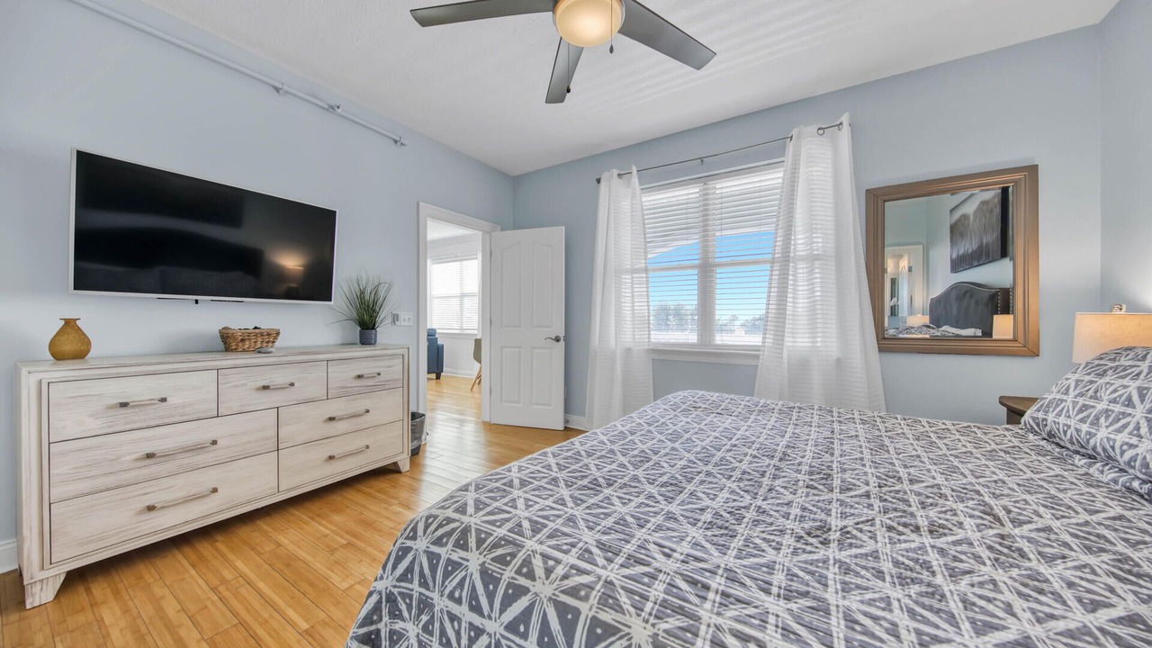Photo of Bedroom in Bahama Beach