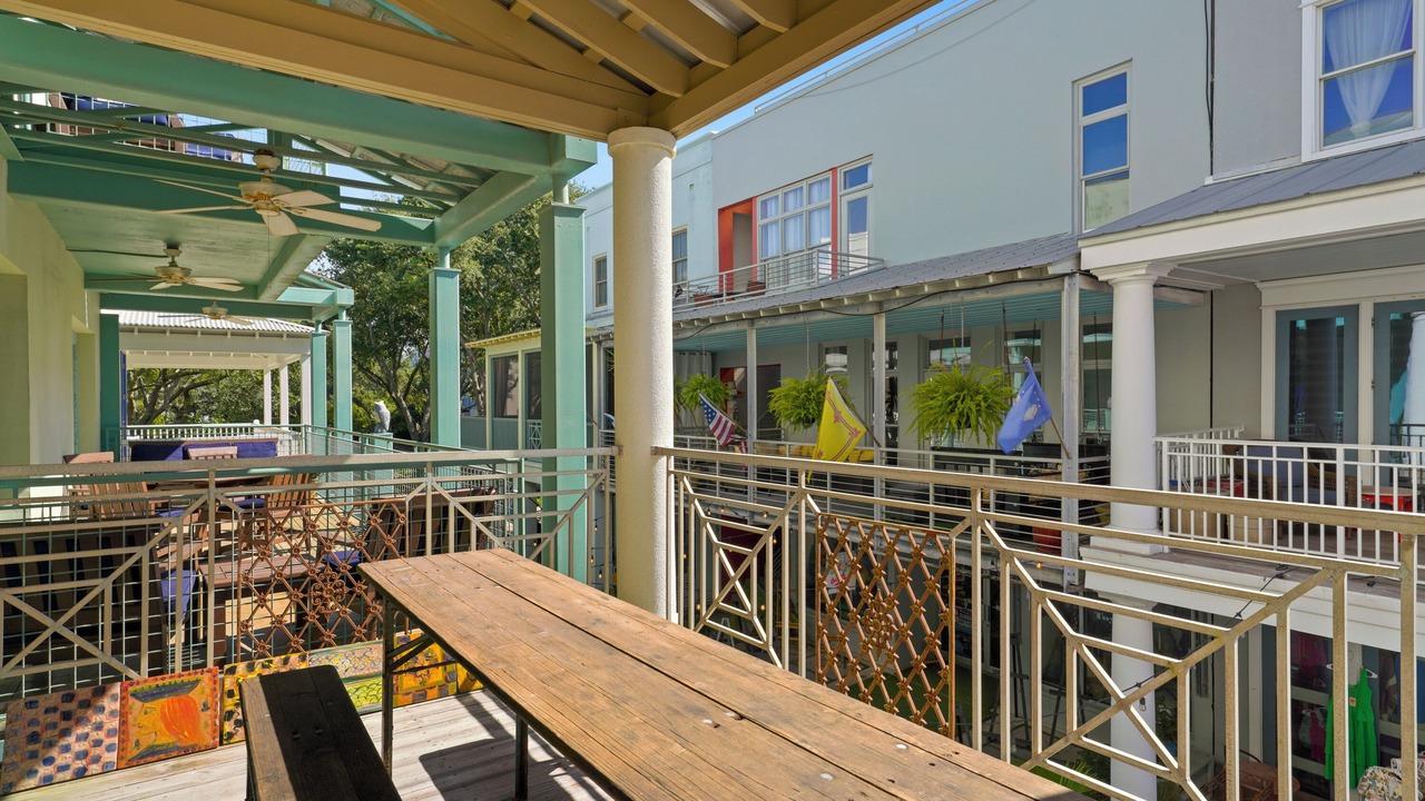 Photo of Patio Balcony in Seaside