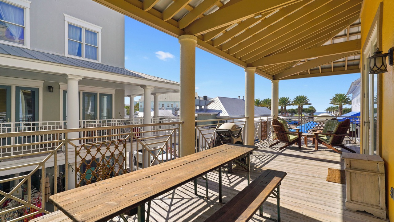 Photo of Patio Balcony in Seaside