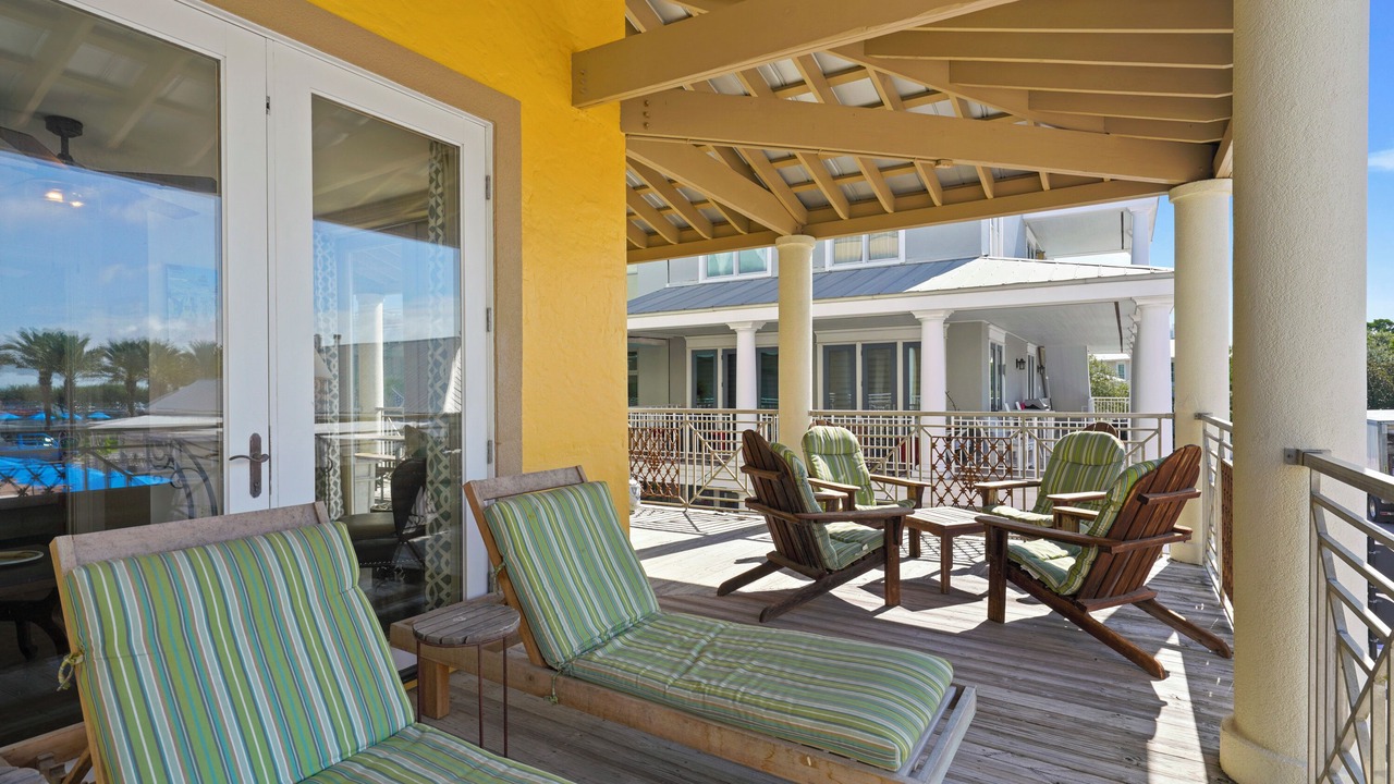 Photo of Patio Balcony in Seaside