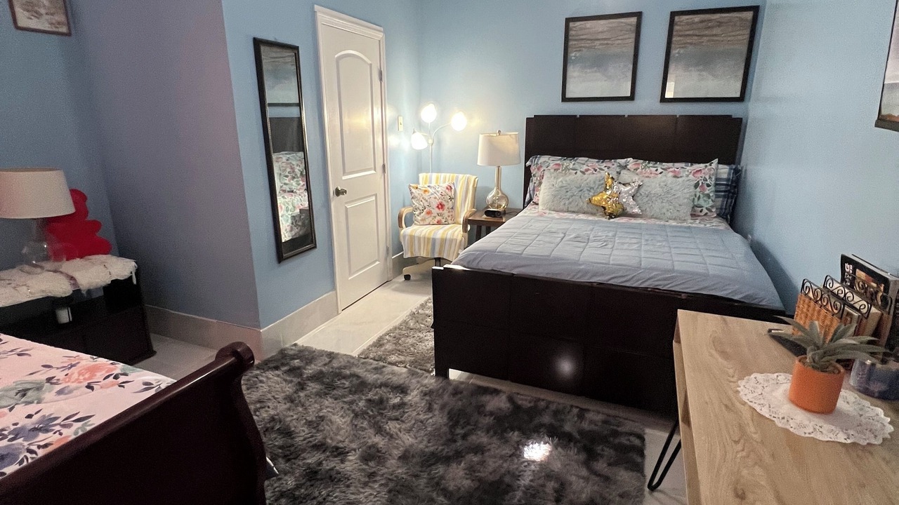 Photo of Bedroom in Kenner - Louis Armstrong International Airport