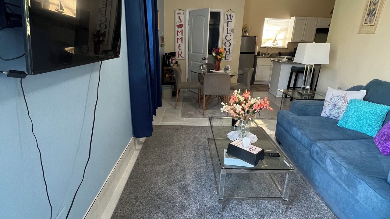 Photo of Livingroom in Kenner - Louis Armstrong International Airport