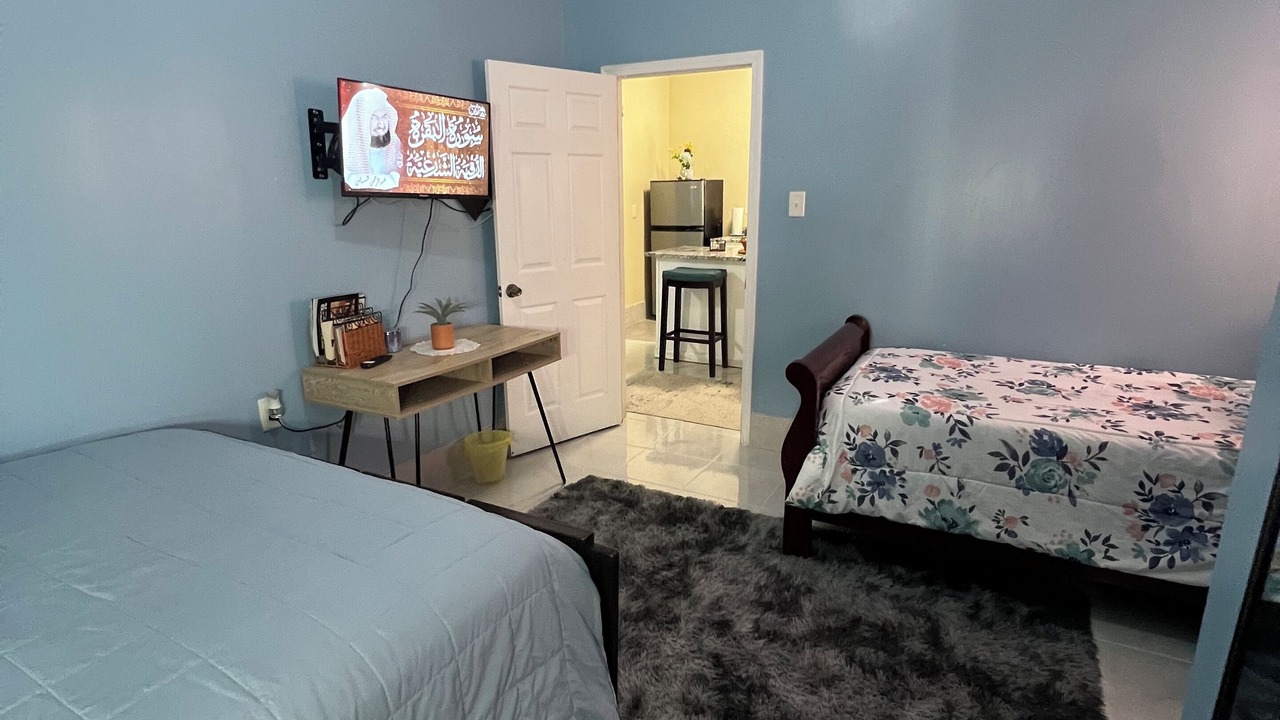Photo of Bedroom in Kenner - Louis Armstrong International Airport
