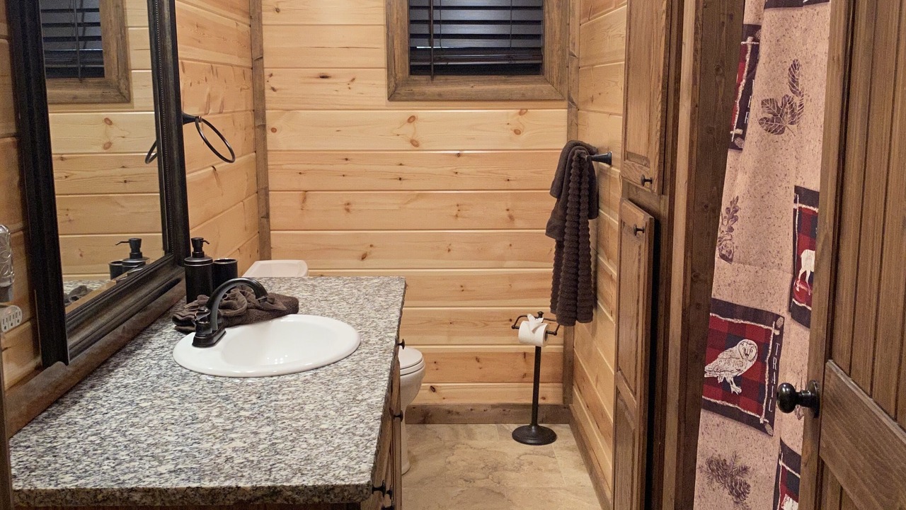 Photo of Bathroom in Smithville