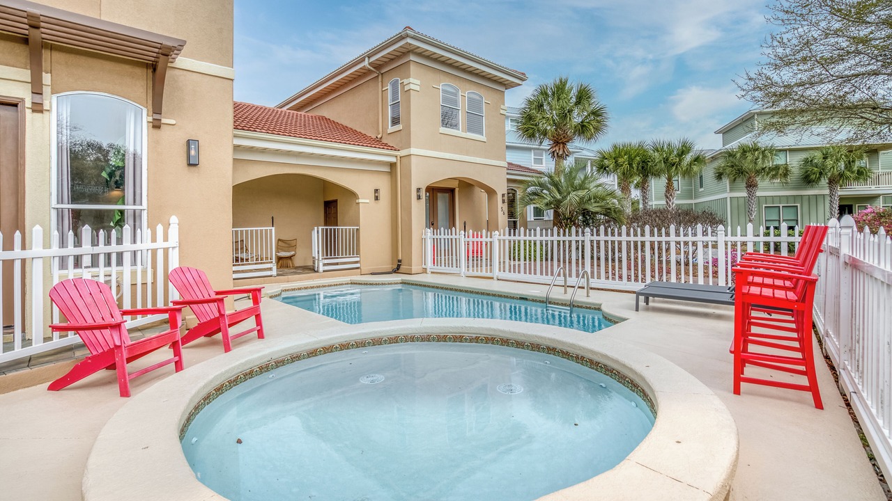Photo of Outdoor in Emerald Waters Village