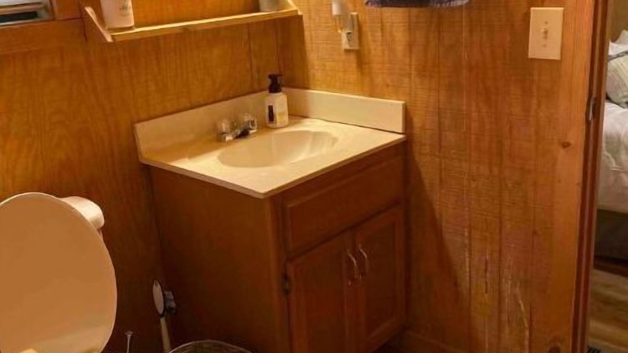 Photo of Bathroom in Oakland
