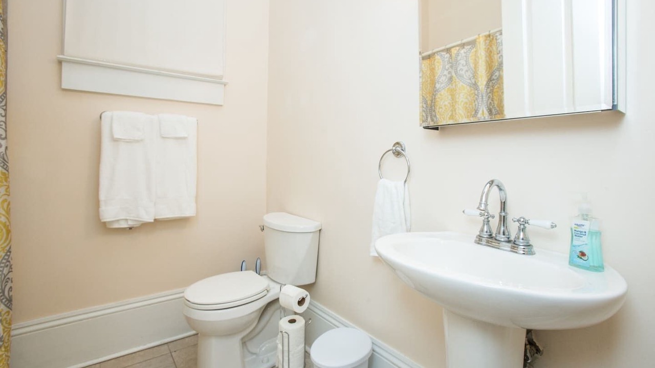 Photo of Bathroom in East Riverside