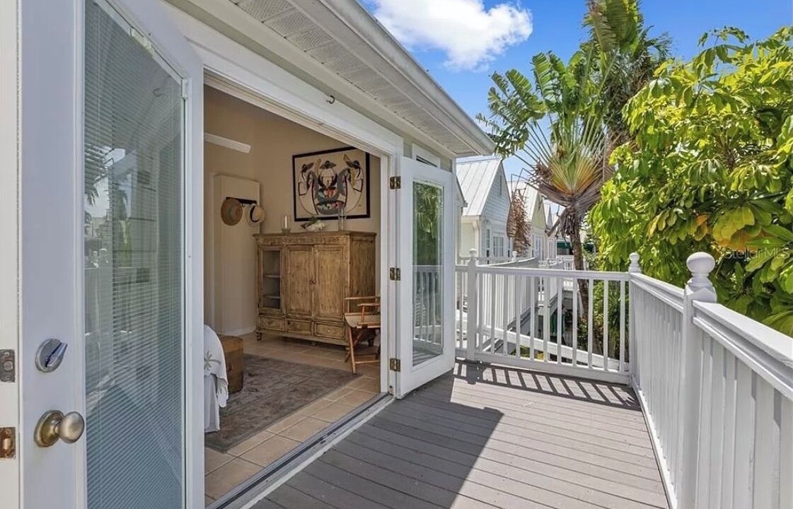 Photo of Patio Balcony in Bahama Village