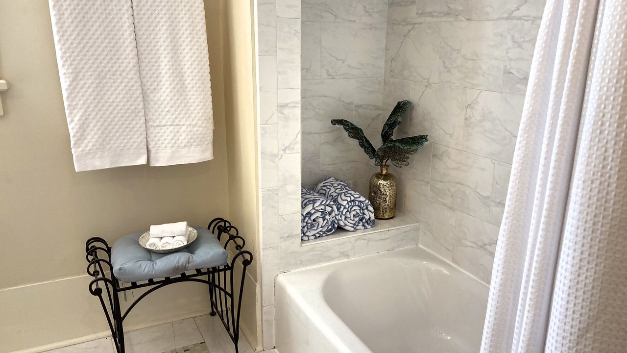Photo of Bathroom in Broadmoor