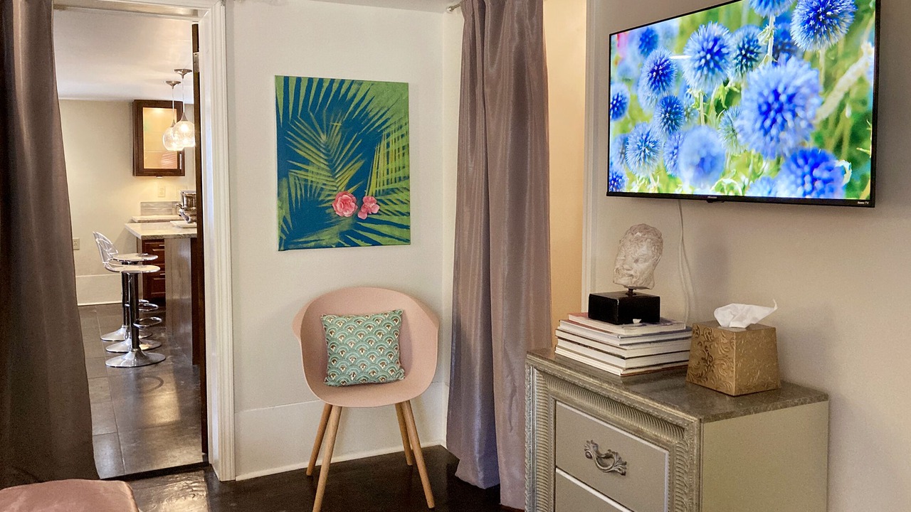 Photo of Bedroom in Broadmoor