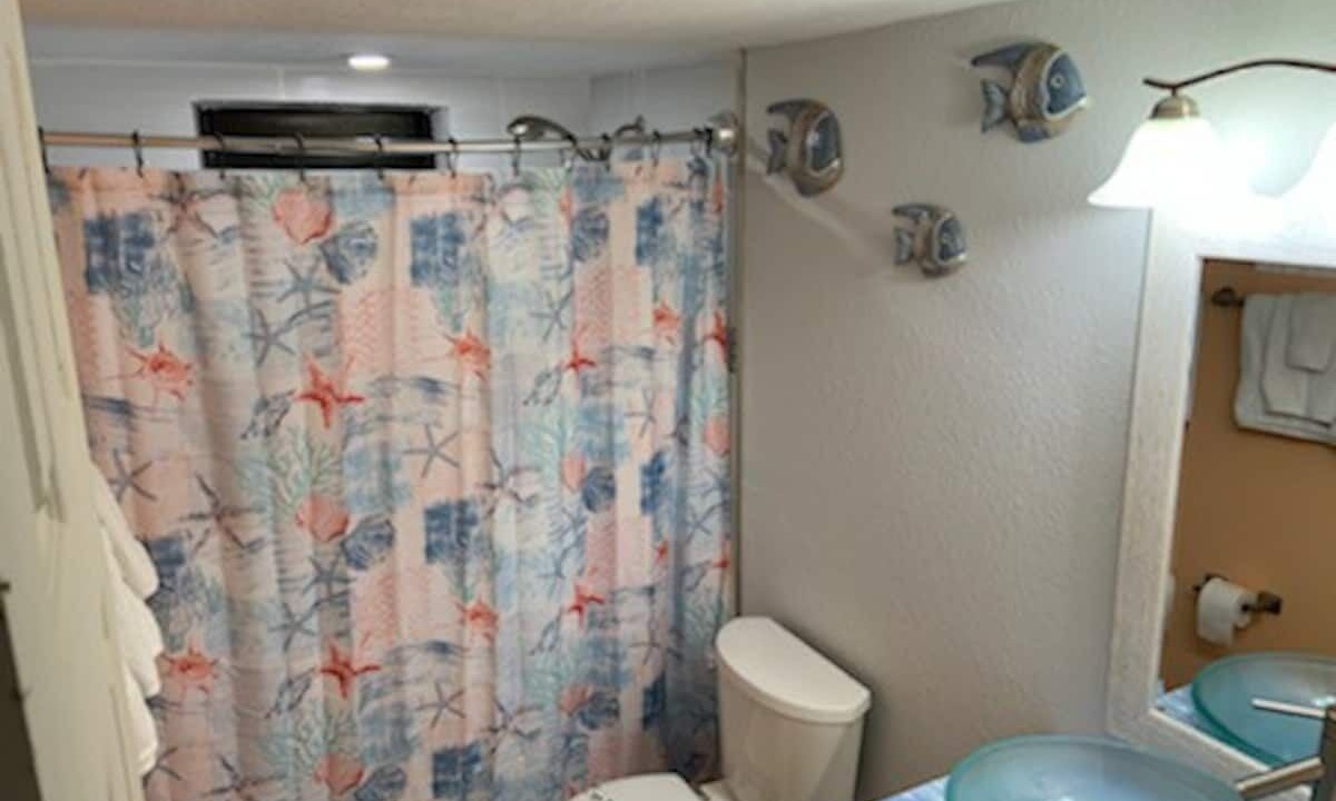 Photo of Bathroom in Englewood