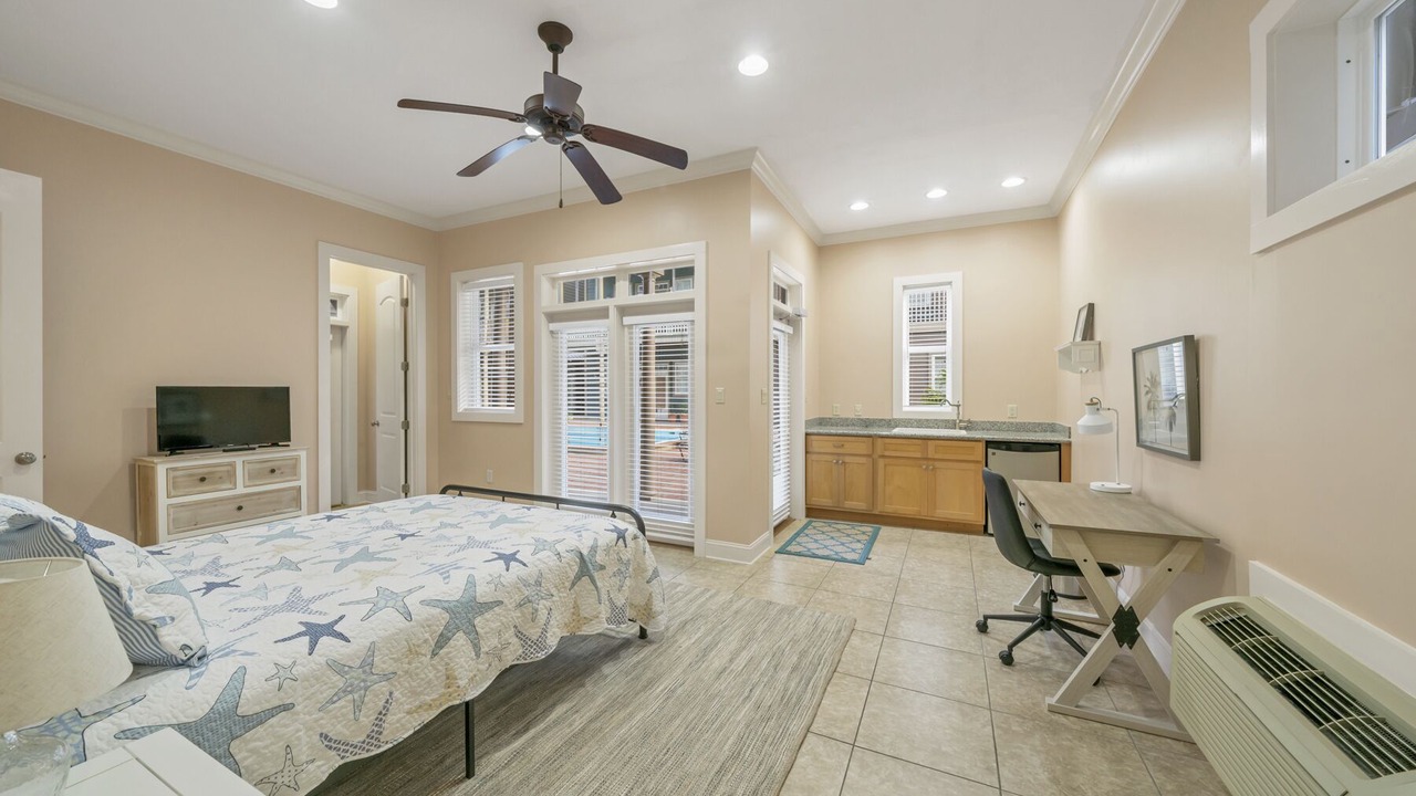 Photo of Outdoor in Crescent Beach