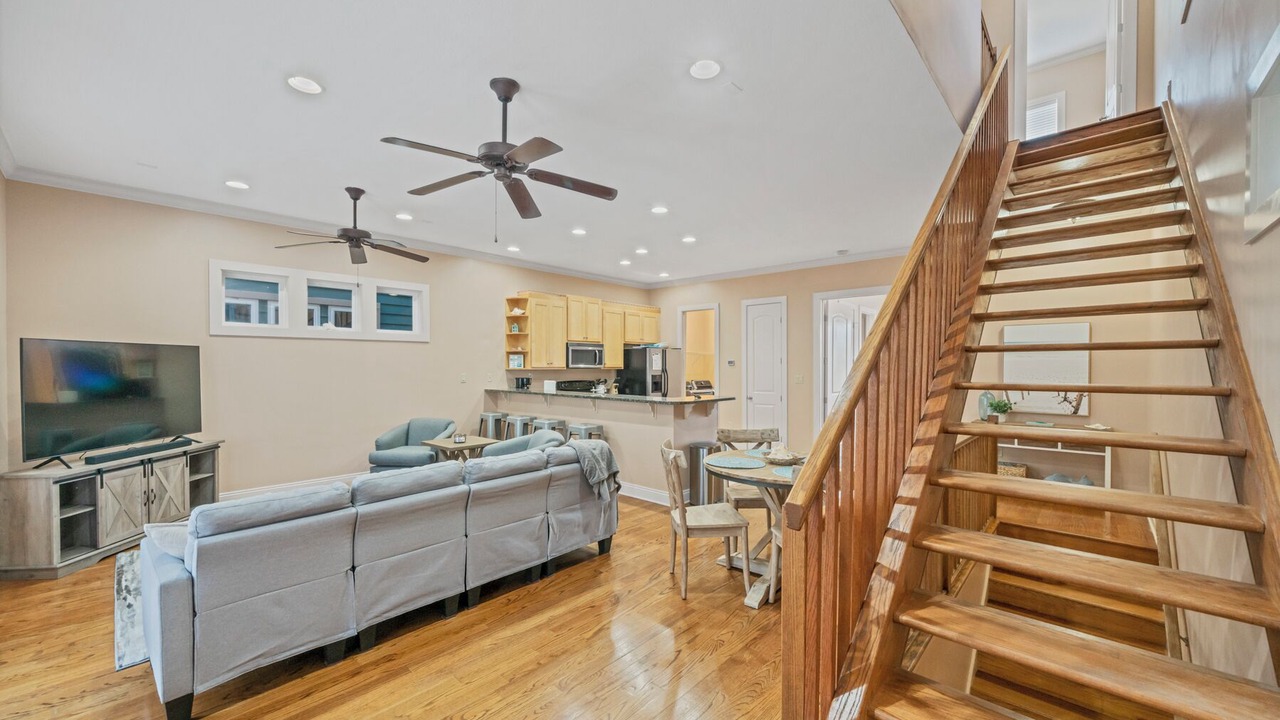 Photo of Livingroom in Crescent Beach