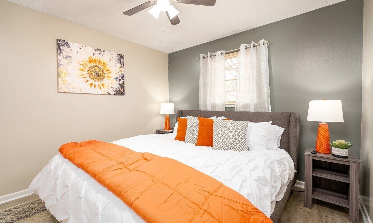 Photo of Bedroom in Pineville