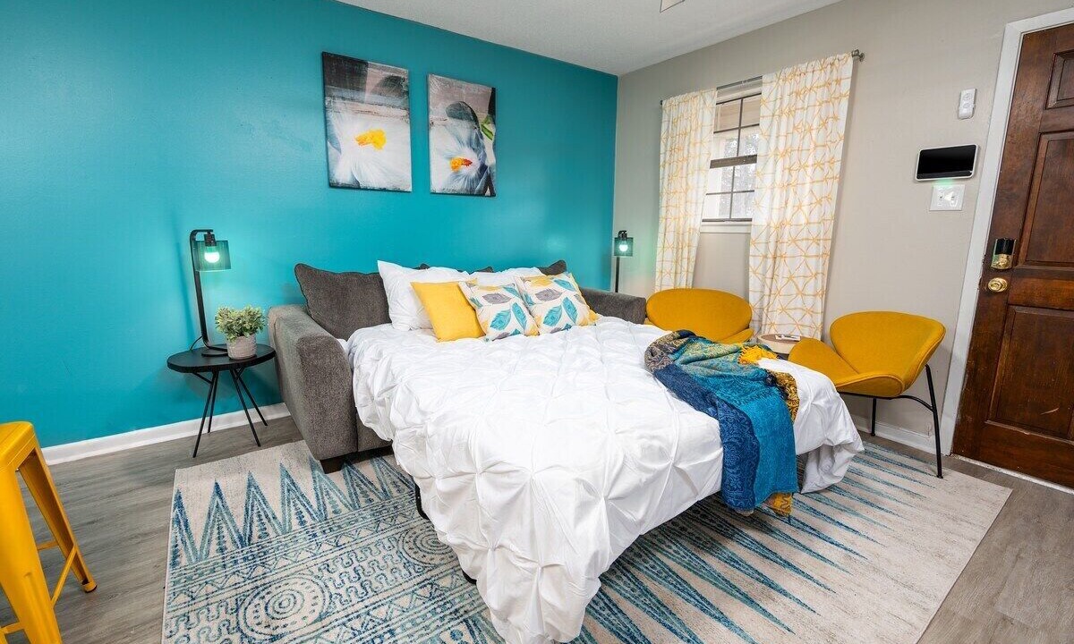 Photo of Bedroom in Pineville