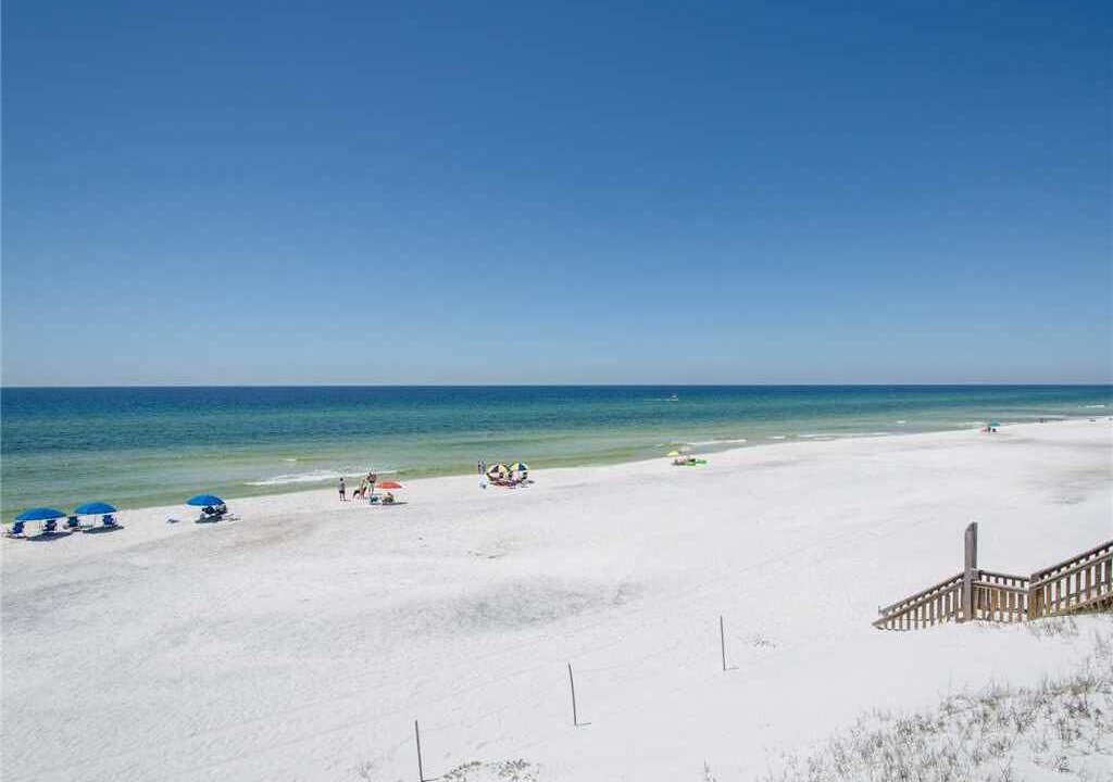 Photo of Others in Dune Allen Beach