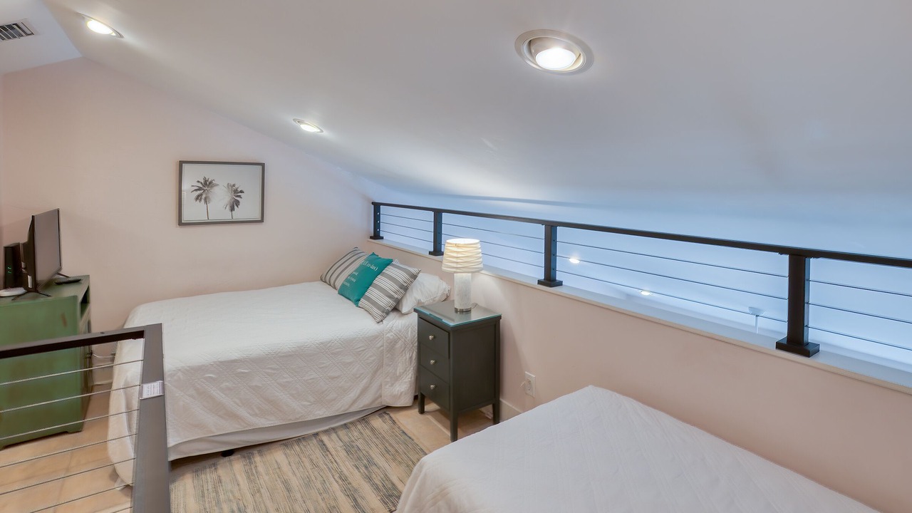 Photo of Bedroom in Dune Allen Beach