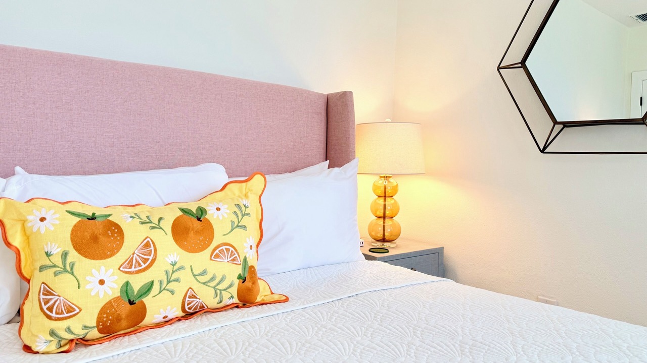 Photo of Bedroom in Golden Beach
