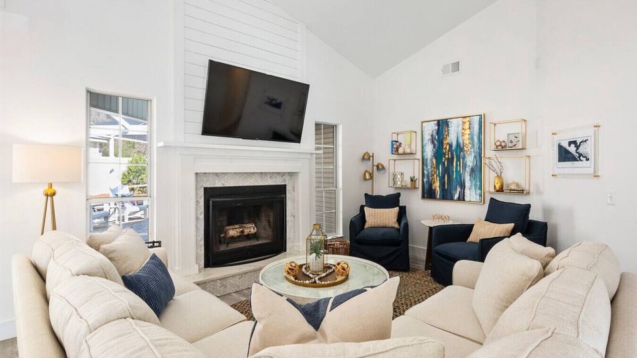 Photo of Bedroom in Seacrest