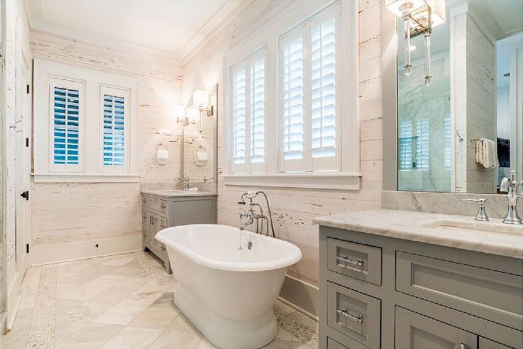 Photo of Bathroom in Forest District