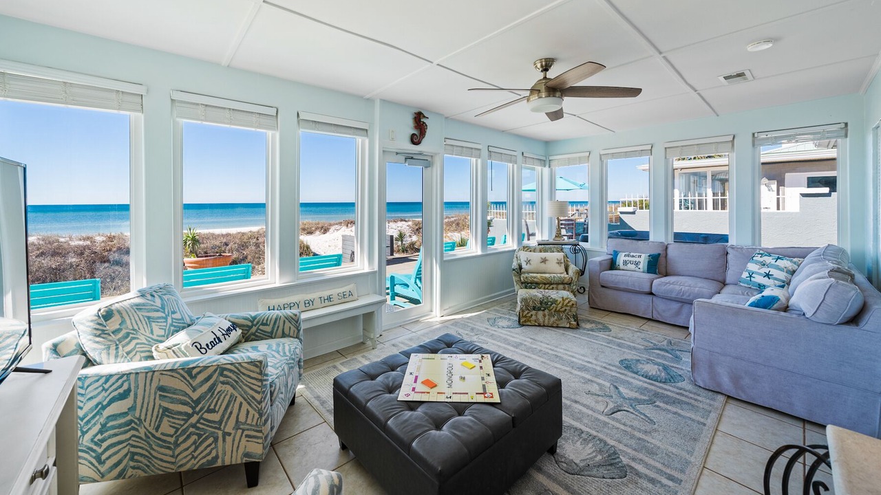 Photo of Livingroom in Bahama Beach