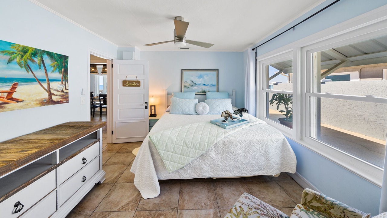 Photo of Bedroom in Bahama Beach