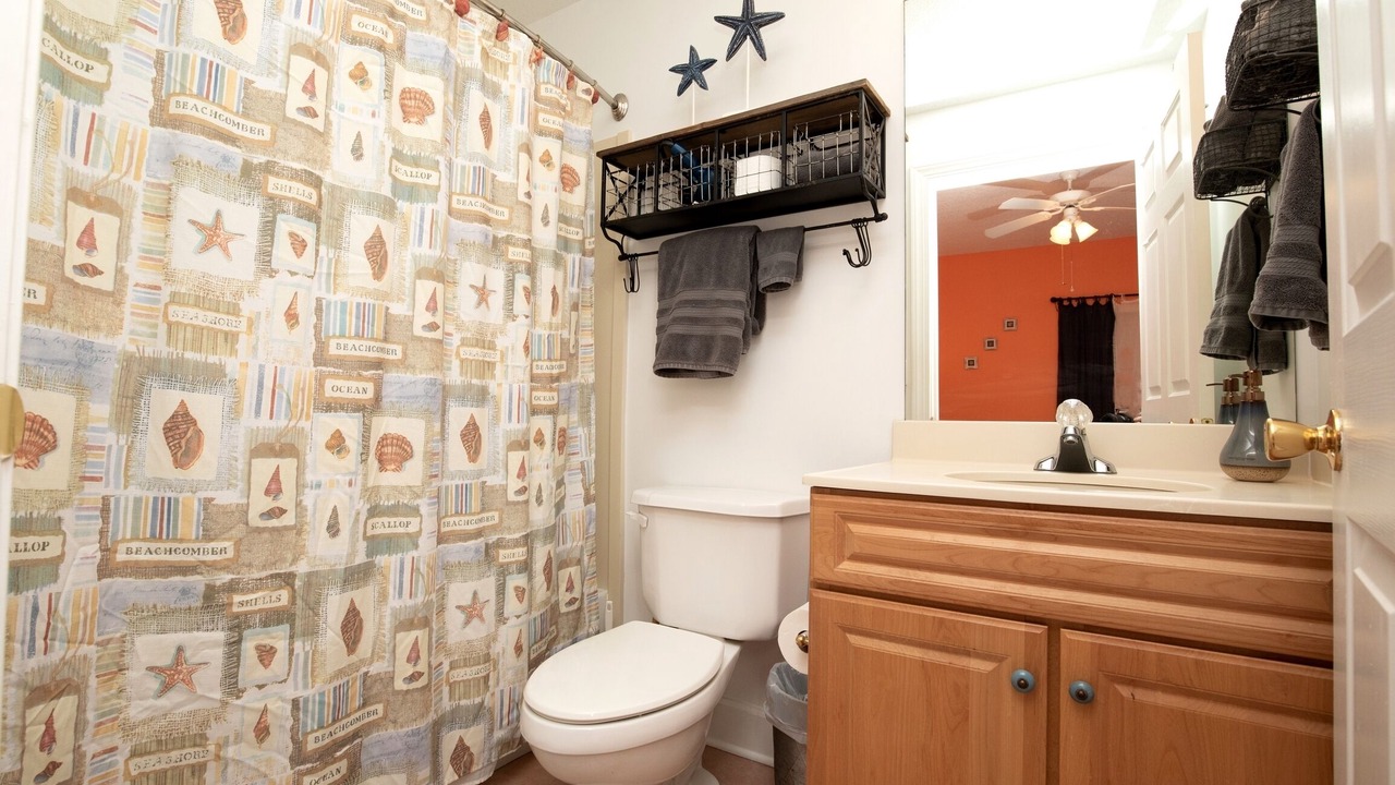 Photo of Bathroom in Long Beach