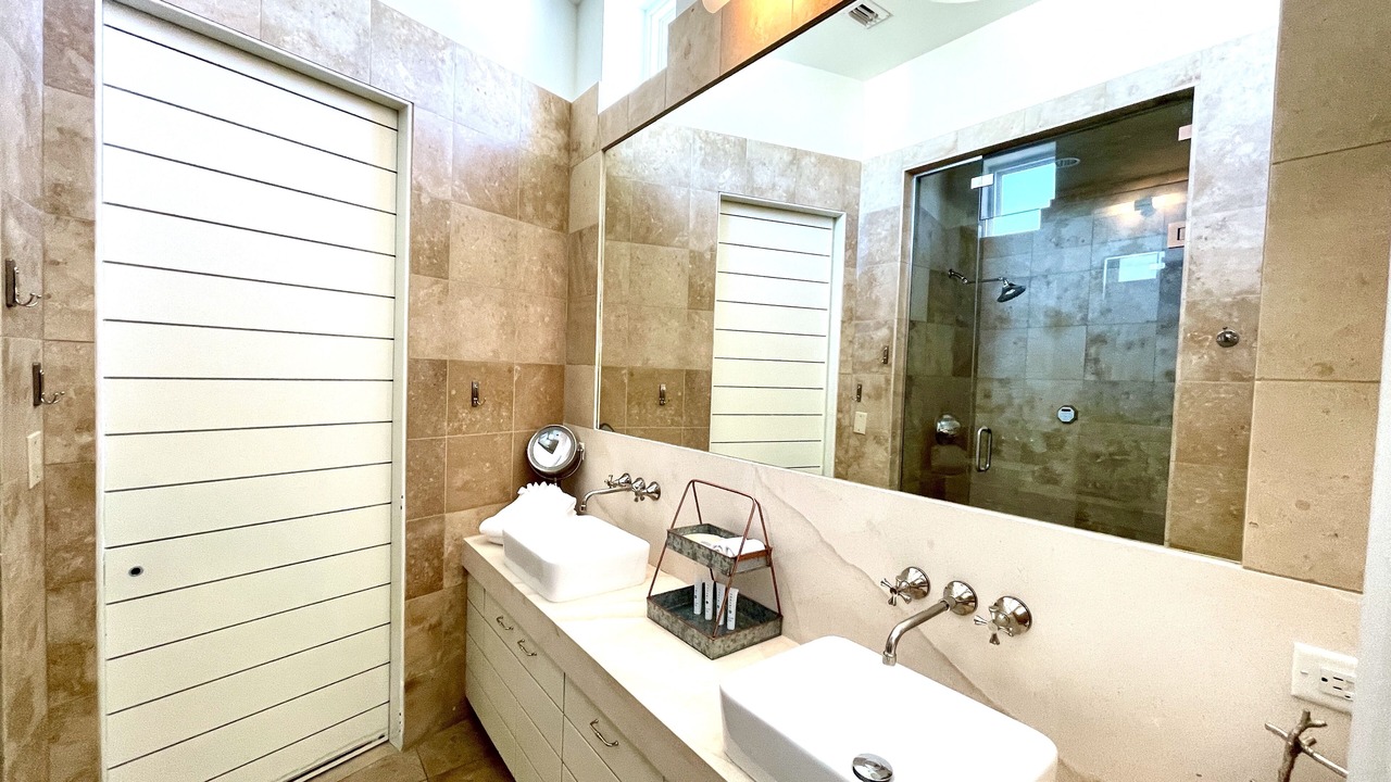 Photo of Bathroom in Seaside
