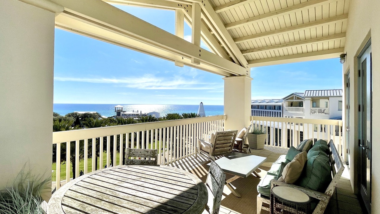Photo of Patio Balcony in Seaside