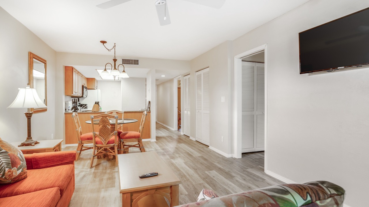 Photo of Livingroom in Park Shore