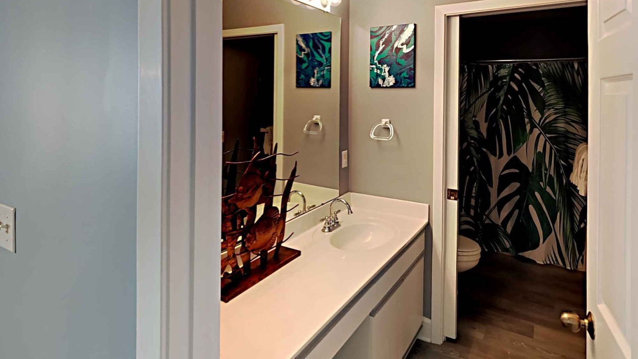 Photo of Bathroom in Navarre Beach