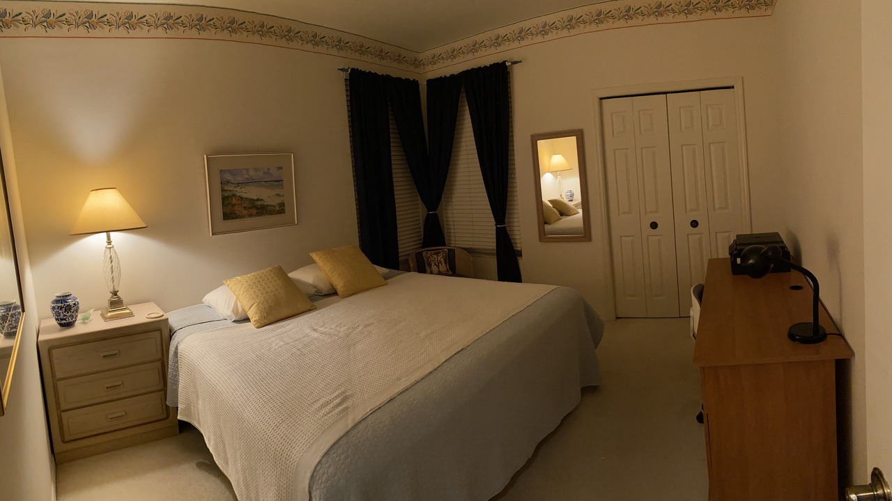 Photo of Bedroom in Tropical Cove