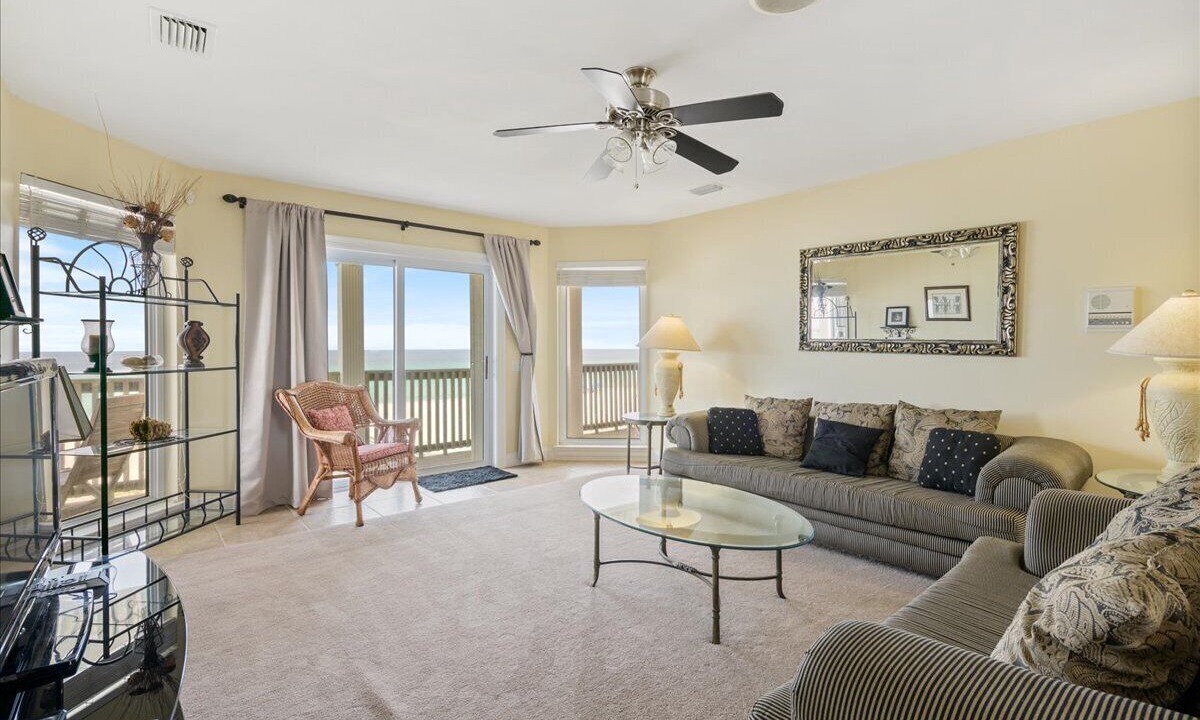Photo of Patio Balcony in Lullwater Beach On Gulf Of Mexico
