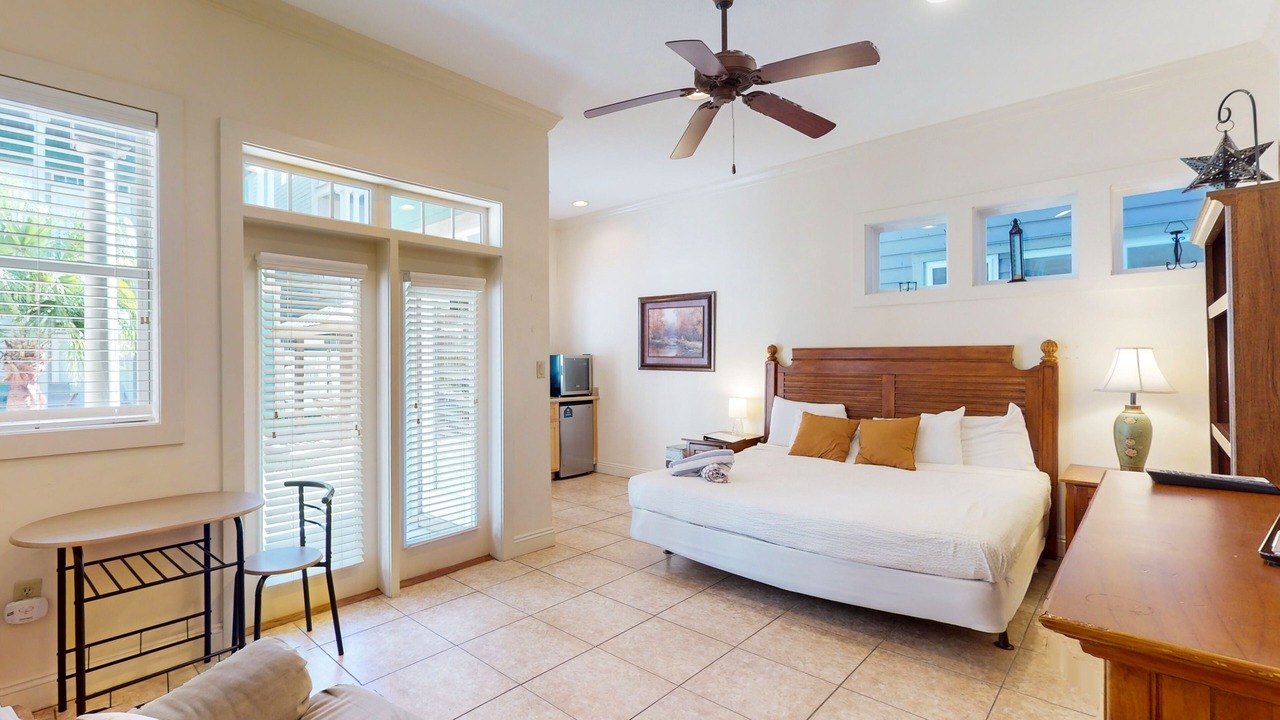 Photo of Bedroom in Crescent Beach